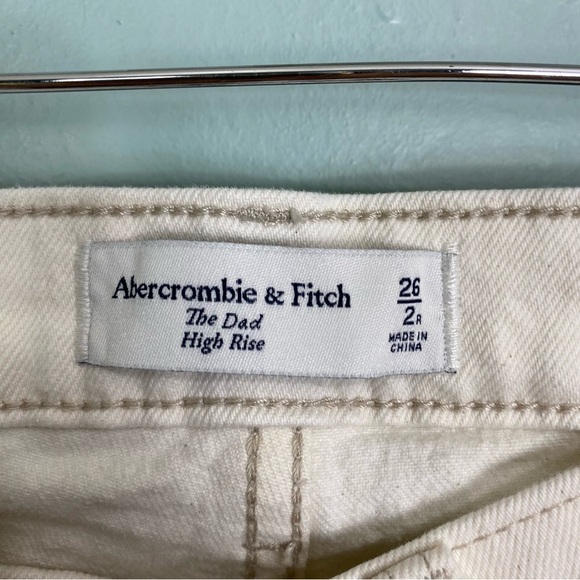 Abercrombie & Fitch The Dad High Rise Jean Cream‎ Criss Cross Sz 26 2 R FLAWED - Picture 2 of 7